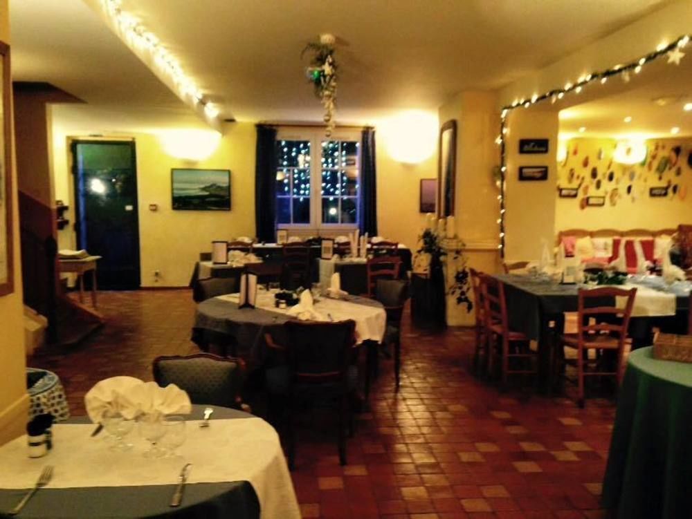 Auberge Des Glycines Поркероль Екстер'єр фото